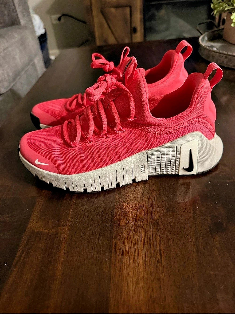 Nike Free Run Athletic Shoes Pink & White US 8